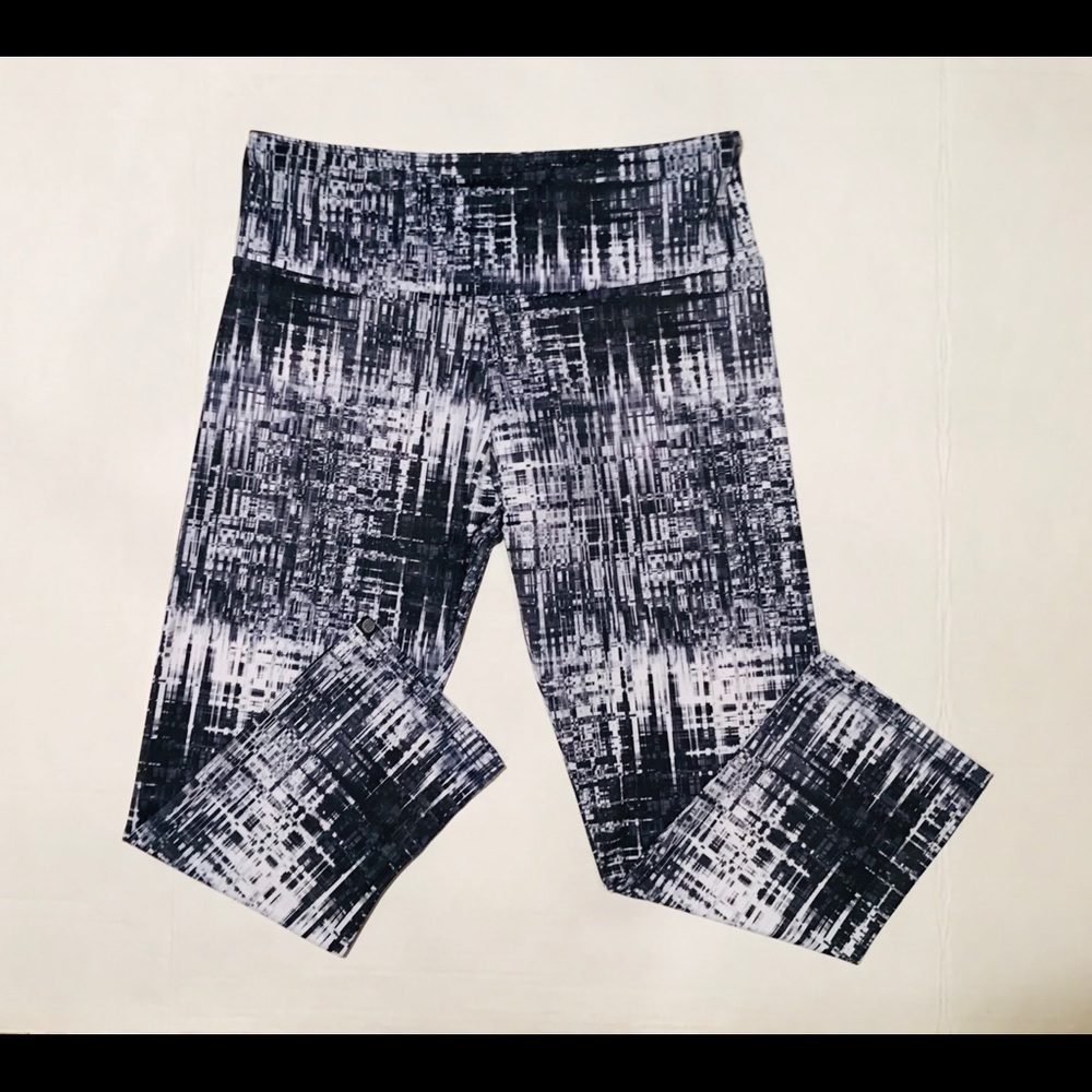 ONZIE Women’s s/m Athletic Wear Pants ! Mint 🔥